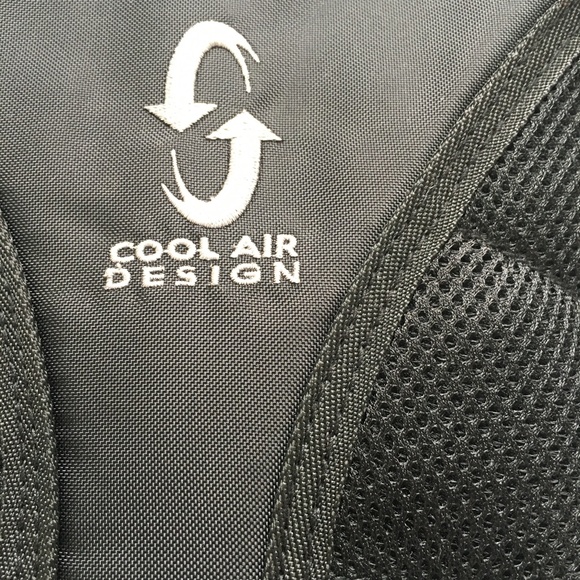 OUTBOUND Hydration Backpack Black w Bladder 1.5 L - Picture 5 of 7